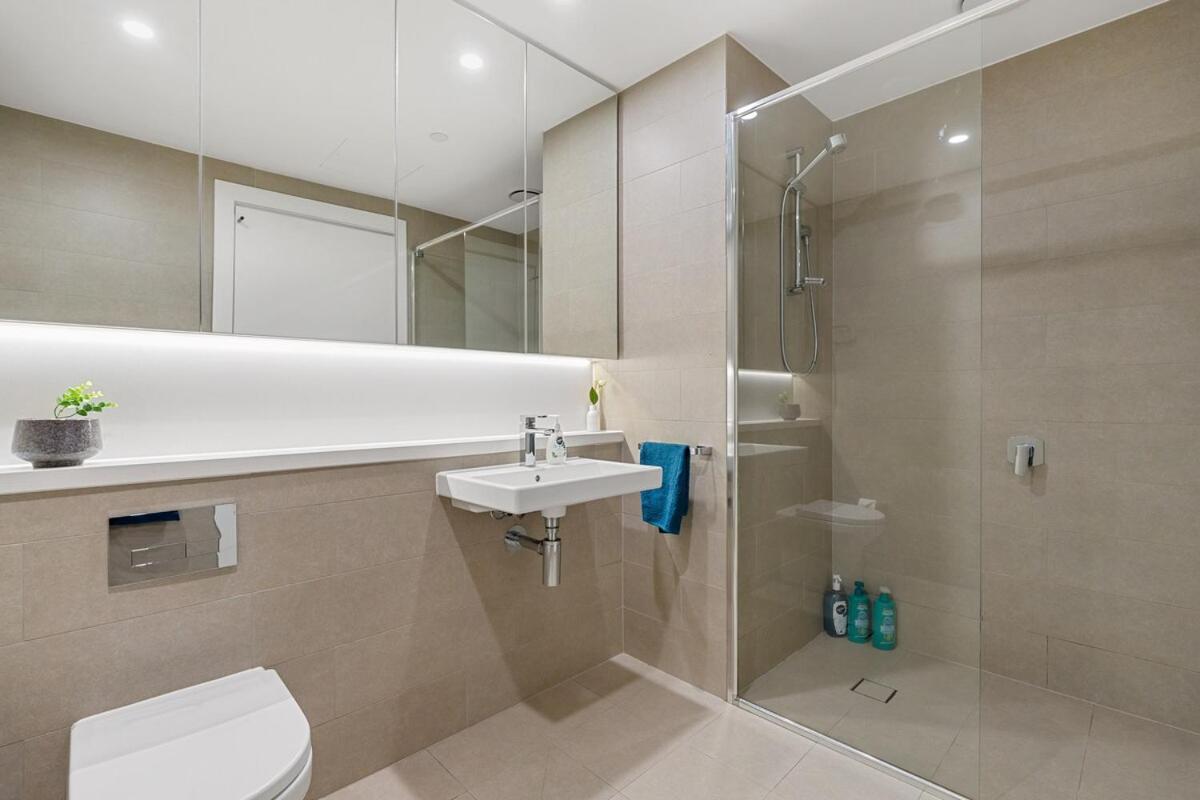 47op Elegant Parkview Abnb-style 2br Retreat With Free Parking *