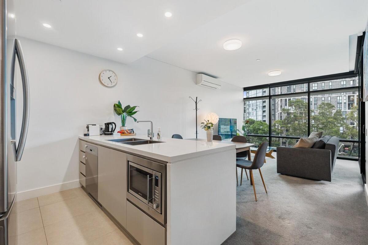 47op Elegant Parkview Abnb-style 2br Retreat With Free Parking